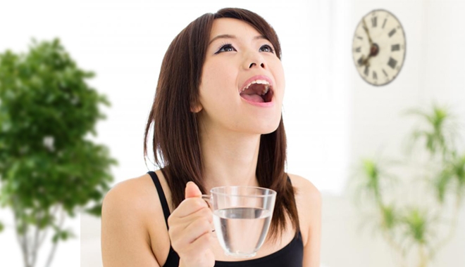 súc miệng nước muối súc miệng nước muối