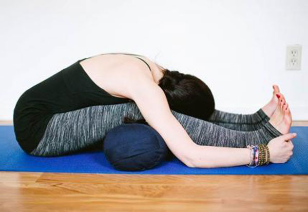 yoga gập người yoga gập người