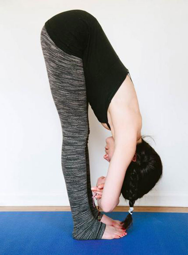 yoga gập người yoga gập người